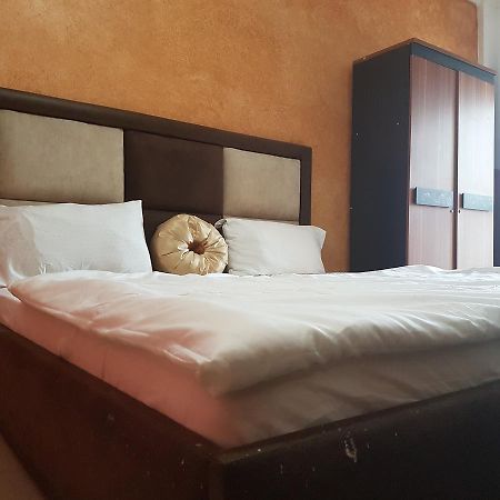 Novo Hotel Brazzaville Ngoại thất bức ảnh