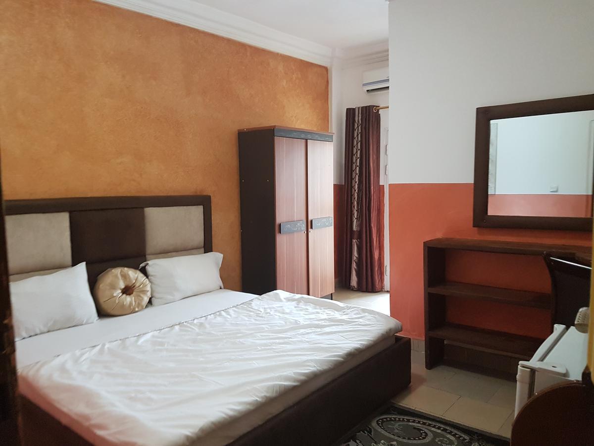 Novo Hotel Brazzaville Ngoại thất bức ảnh
